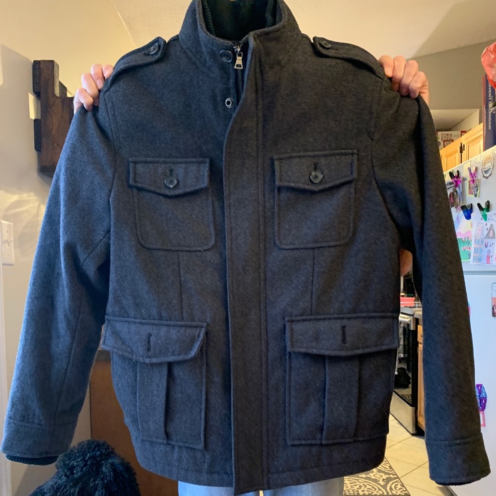 Men’s peacoat.